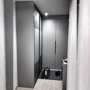 Прихожая в стиле минимализм Прихожая в стиле минимализм